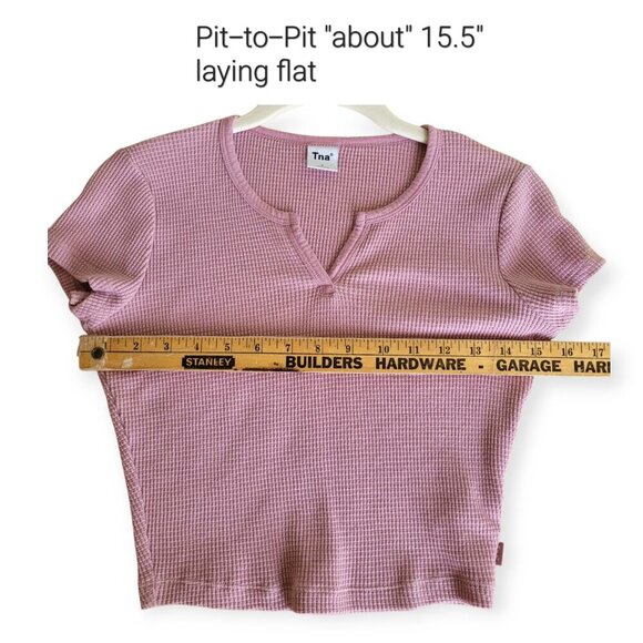 Aritzia TNA V-Neck Waffle Knit Crop Tee S - Picture 5 of 9